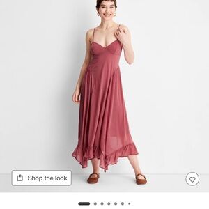 Chic Rose Maxi Dress